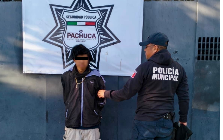 Menor detenido en Pachuca