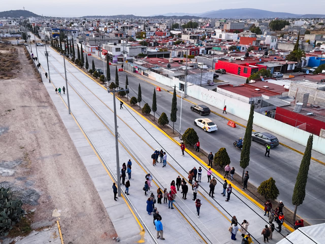 Una vialidad clave de Tizayuca por fin recibe la inversión que necesitaba. Concreto hidráulico, seguridad y mejor movilidad.