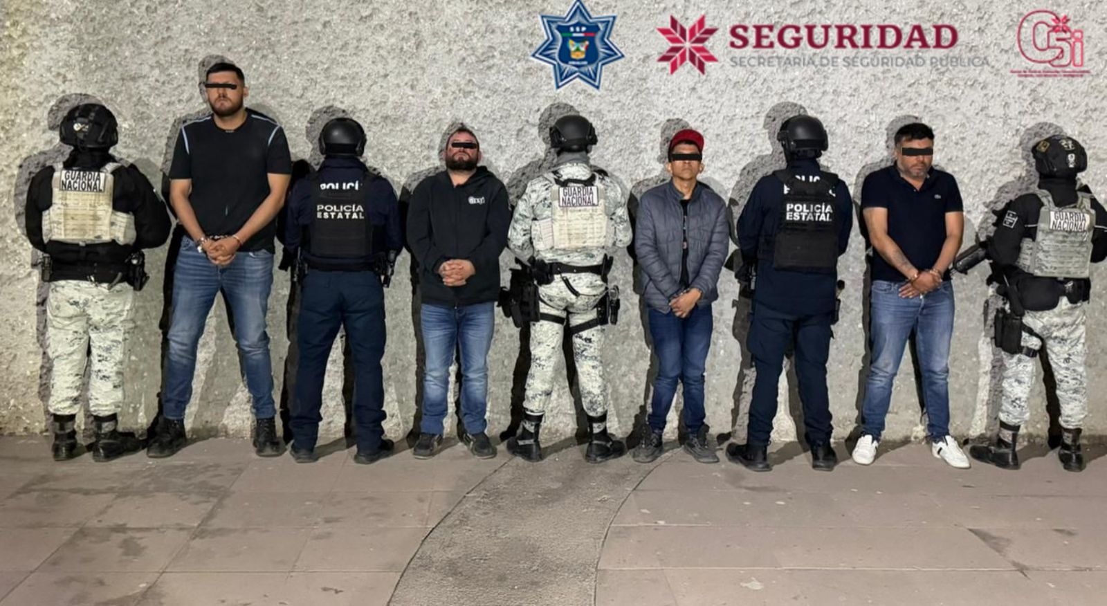 Detenidos y armas aseguradas