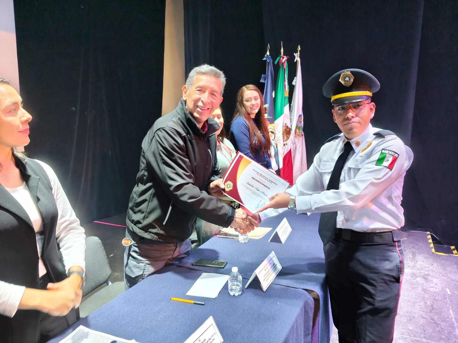 Nuevos elementos de la PIBEH