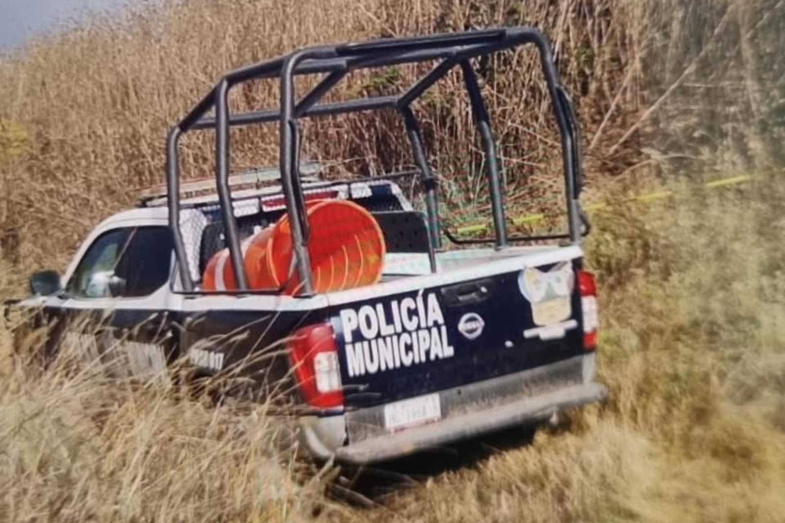 Se hicieron pasar por policías… así despojaron a un conductor de su auto