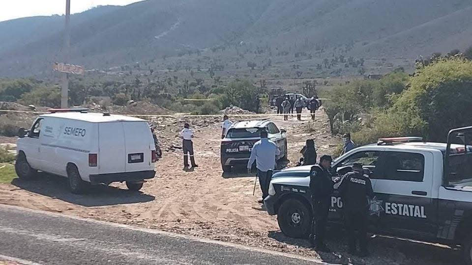 Auto abandonado en Puebla con placas de Hidalgo