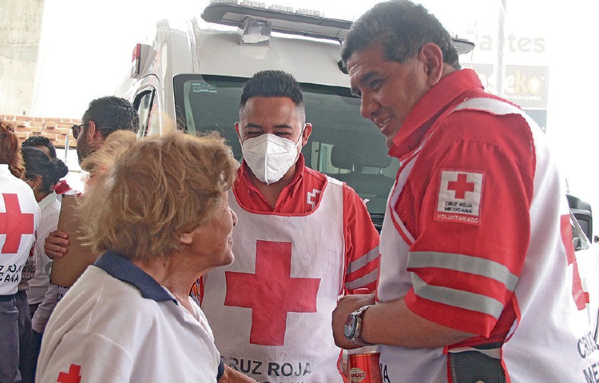 Brigadistas de Cruz Roja