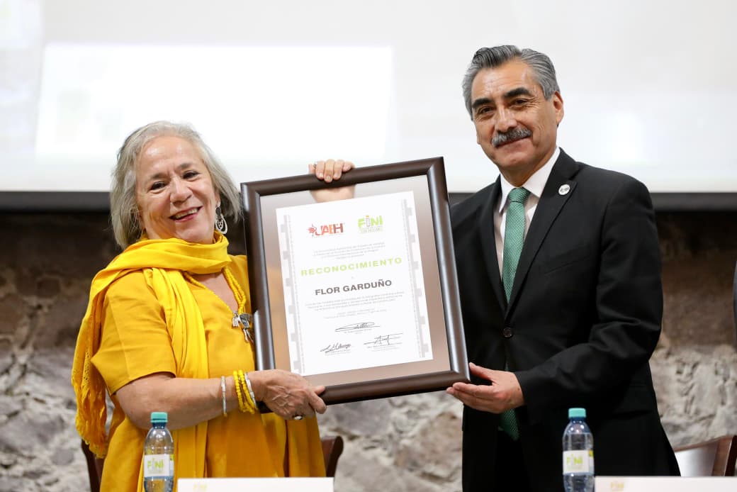 Inauguran FINI con un homenaje a Flor Garduño