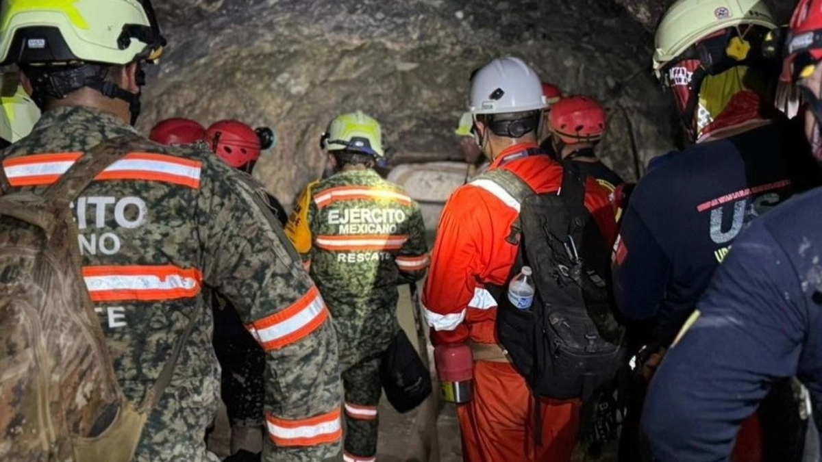 Labores de rescate continúan en la mina Santa Fe tras localizar a dos mineros más, uno con vida.