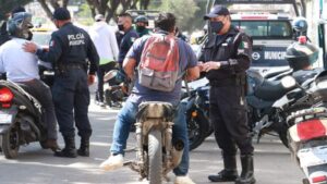Proponen sanciones para autos o motos con escapes modificados en Hidalgo