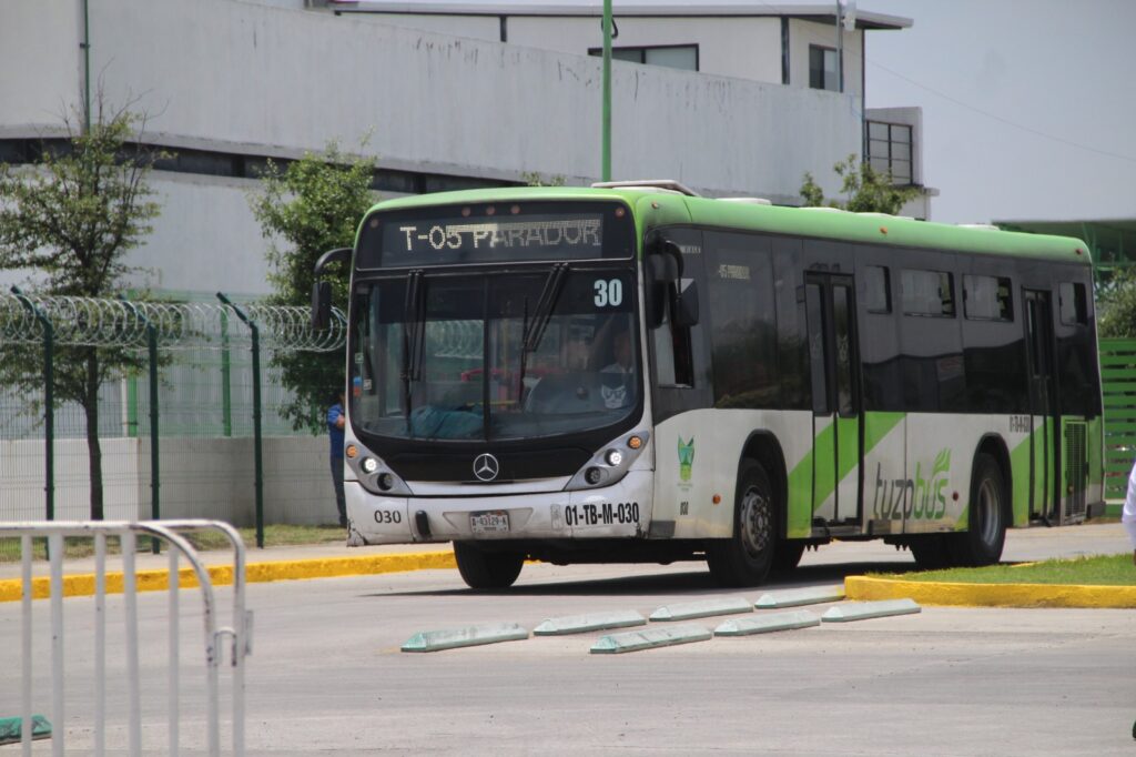 tuzobus