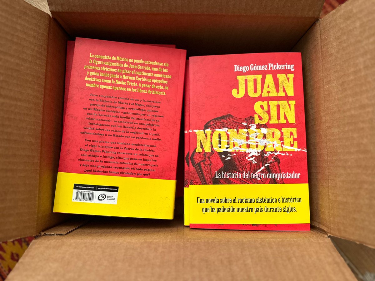 Juan sin nombre se sitúa también en un México distópico donde el mestizaje ha sido borrado del discurso oficial