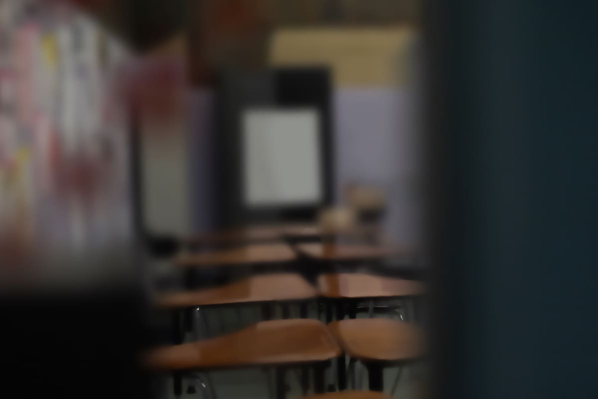 Autoridades educativas responden a una tendencia en redes con medidas preventivas para proteger a estudiantes y docentes.