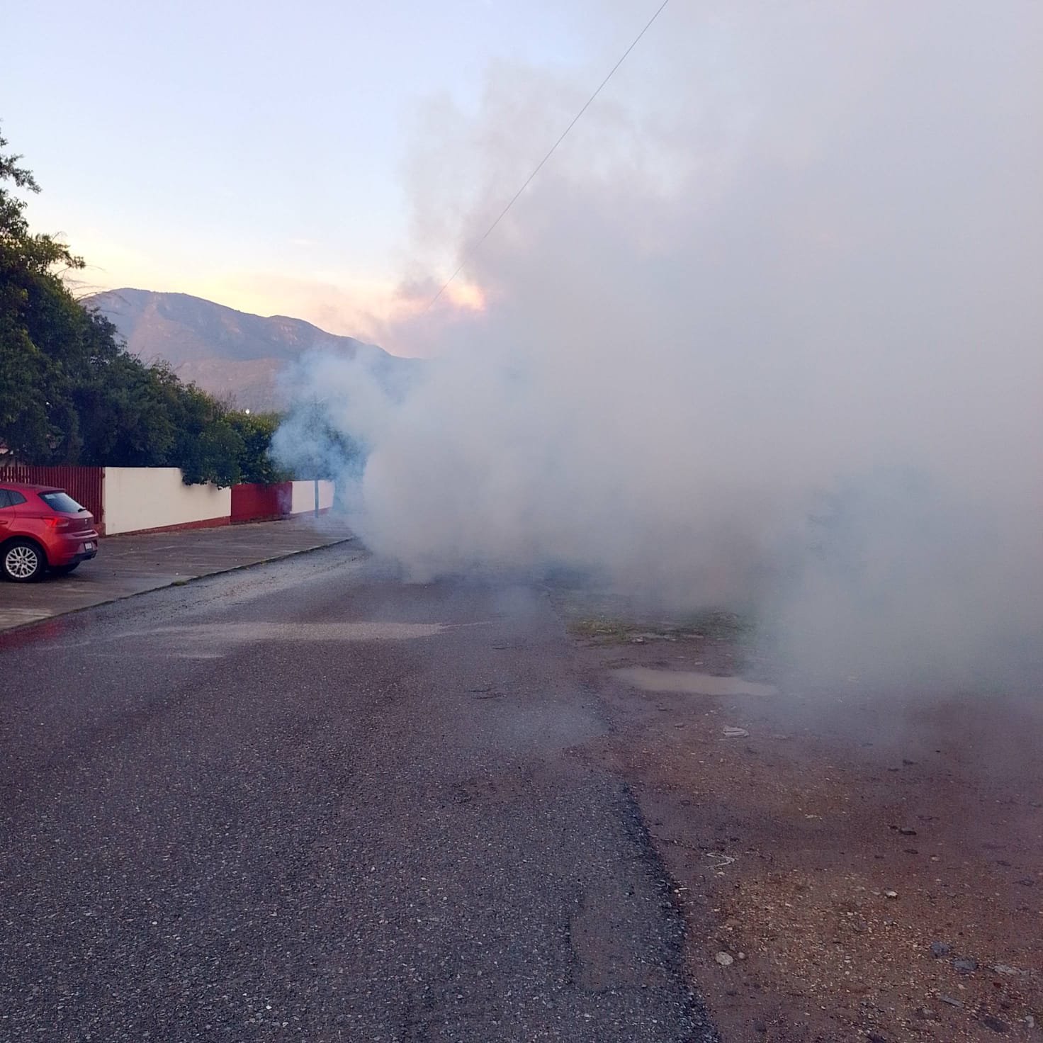 Casi 18 mil personas ya fueron beneficiadas con nebulizaciones en Endhó, aunque pobladores afirman que “el problema sigue igual”