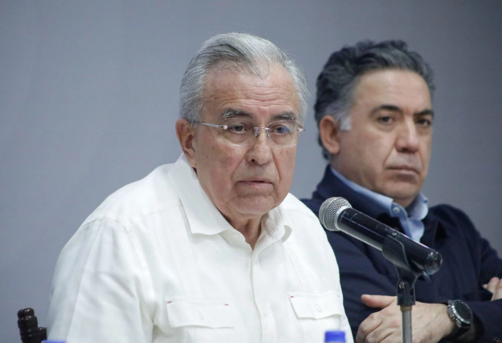 Rubén Rocha Moya comparece ante FGR