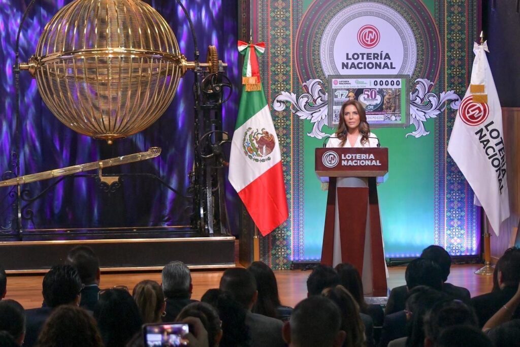 billete conmemorativo por los 50 millones de usuarios de CFE