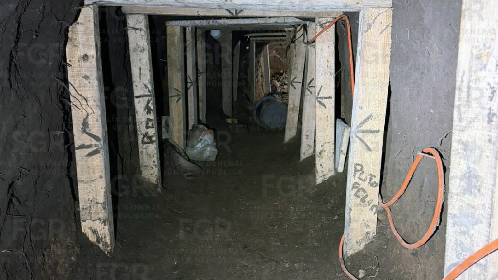Túnel localizado en cateo federal en Hidalgo.