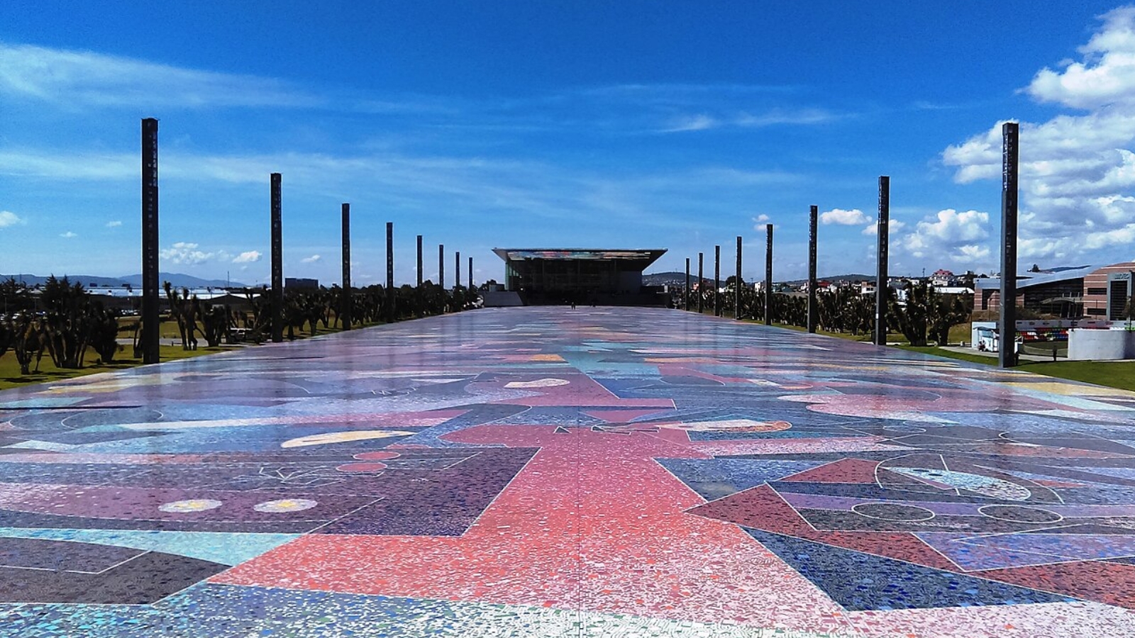 Pisal del Parque David Ben Gurión en Pachuca.