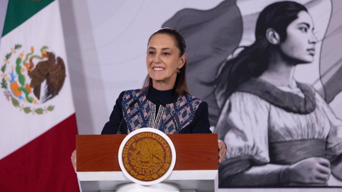 La presidenta Claudia Sheinbaum, durante la Conferencia del Pueblo en Palacio Nacional, el 18 de junio de 2026.