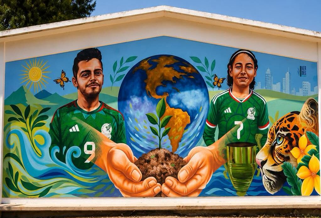 Mural a Raúl Jimenez y Natalia Ugalde en escuela de Tepeji de Río