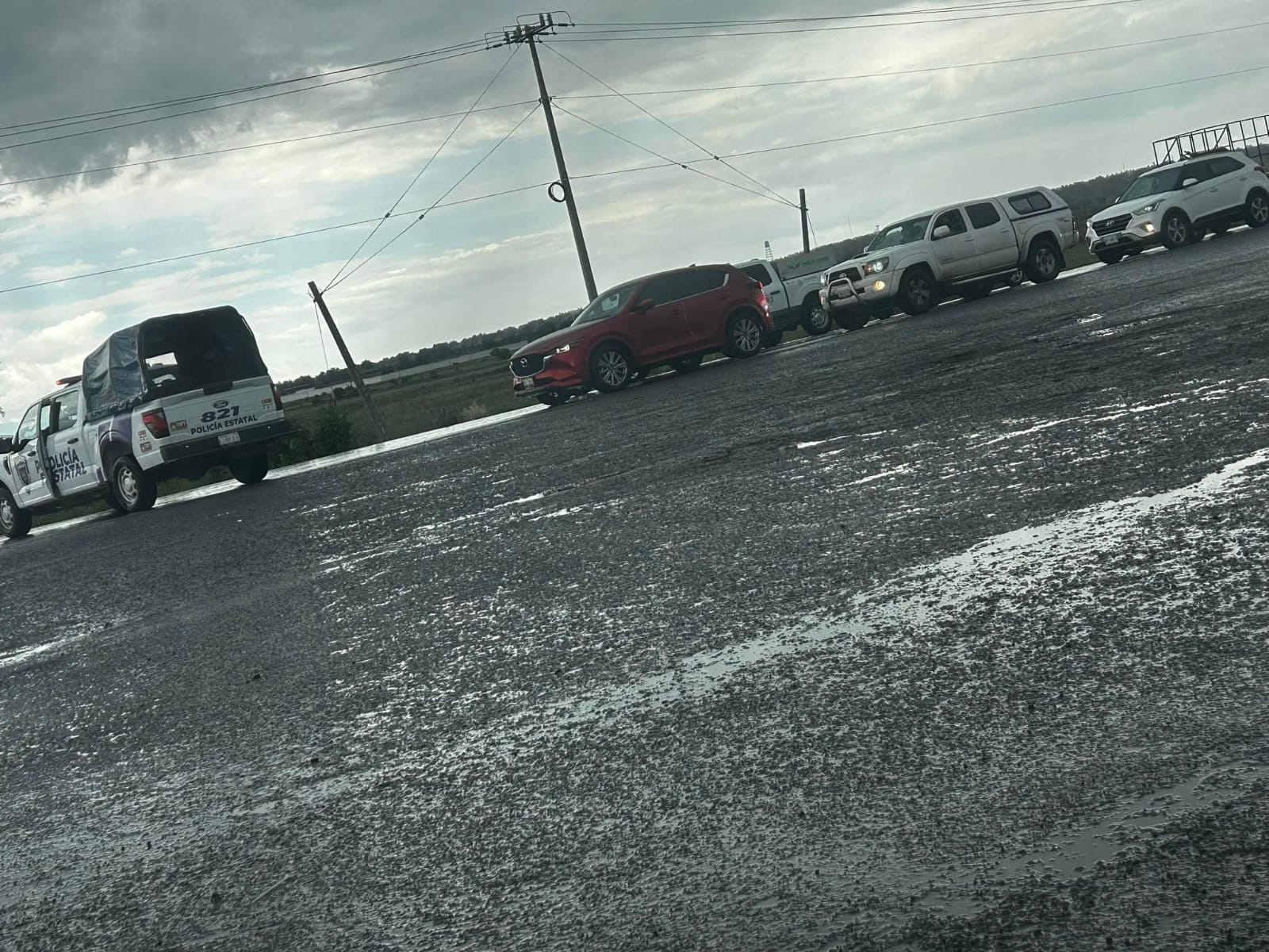 Automovilistas quedaron sorprendidos tras una intensa movilización policial que paralizó parcialmente la México Pachuca