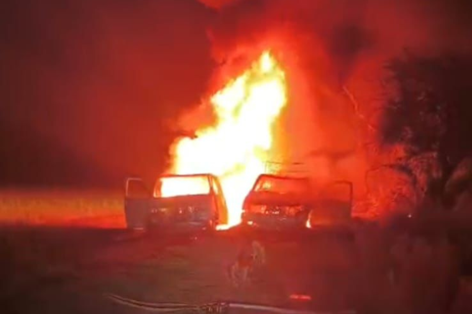 Una fuerte movilización sorprendió a habitantes de Tlaxcoapan tras un incendio en una zona de cultivo; autoridades ya investigan lo ocurrido