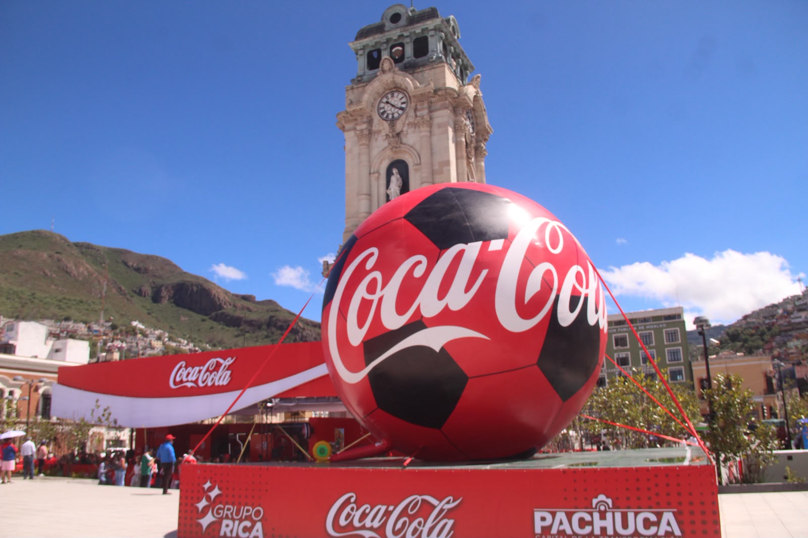 Pachuca apuesta por el Mundial con activaciones gratuitas en Plaza Independencia