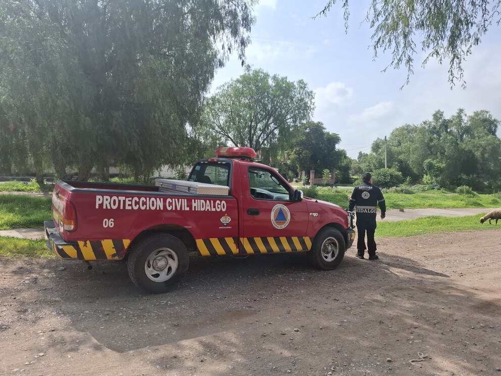 Lo que parecía una mañana común terminó con una fuerte movilización policiaca en Tezontepec. Autoridades trabajan para esclarecer el hallazgo ocurrido entre cultivos de maíz.