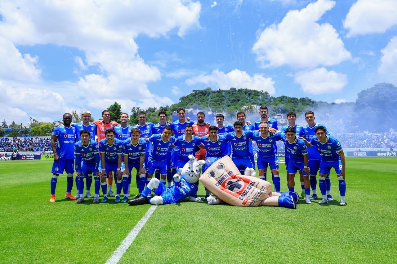 Cruz Azul jugó la Copa Fundadores en Tula