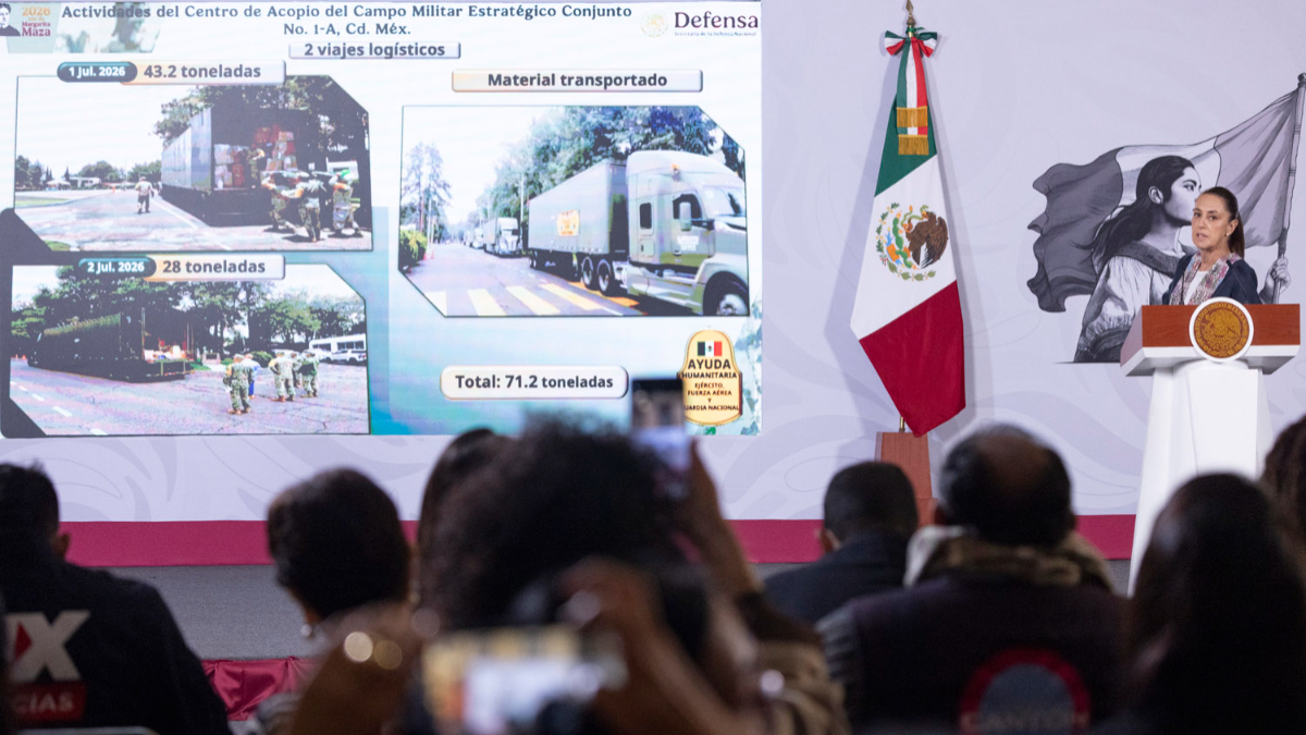 Cargamentos con alimentos, medicamentos y suministros humanitarios enviados por México llegan a Venezuela.