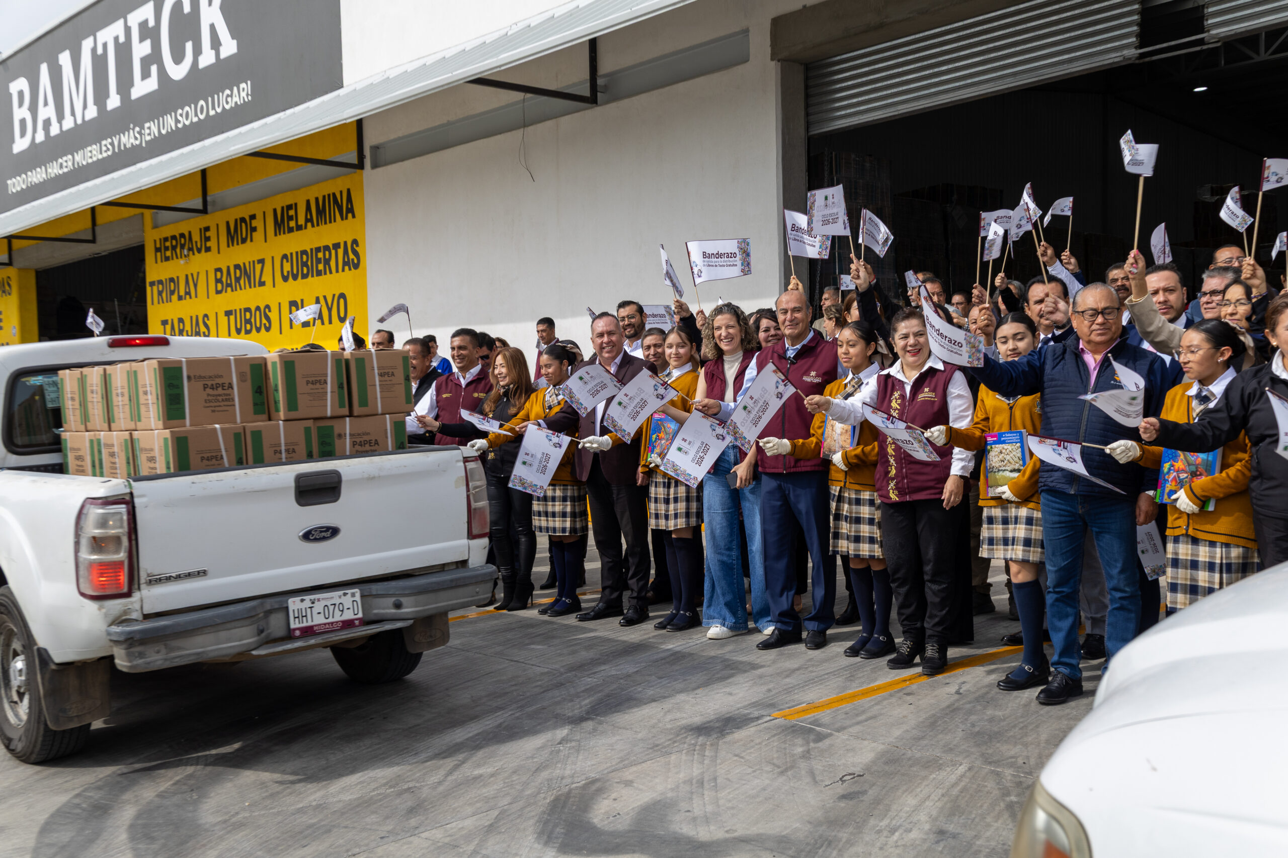Entrega de libros de texto gratuitos en Hidalgo