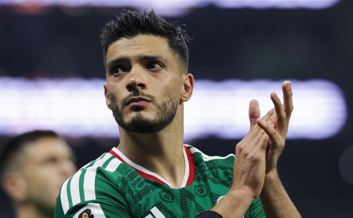 Raúl Jiménez delantero de la Selección Nacional de México