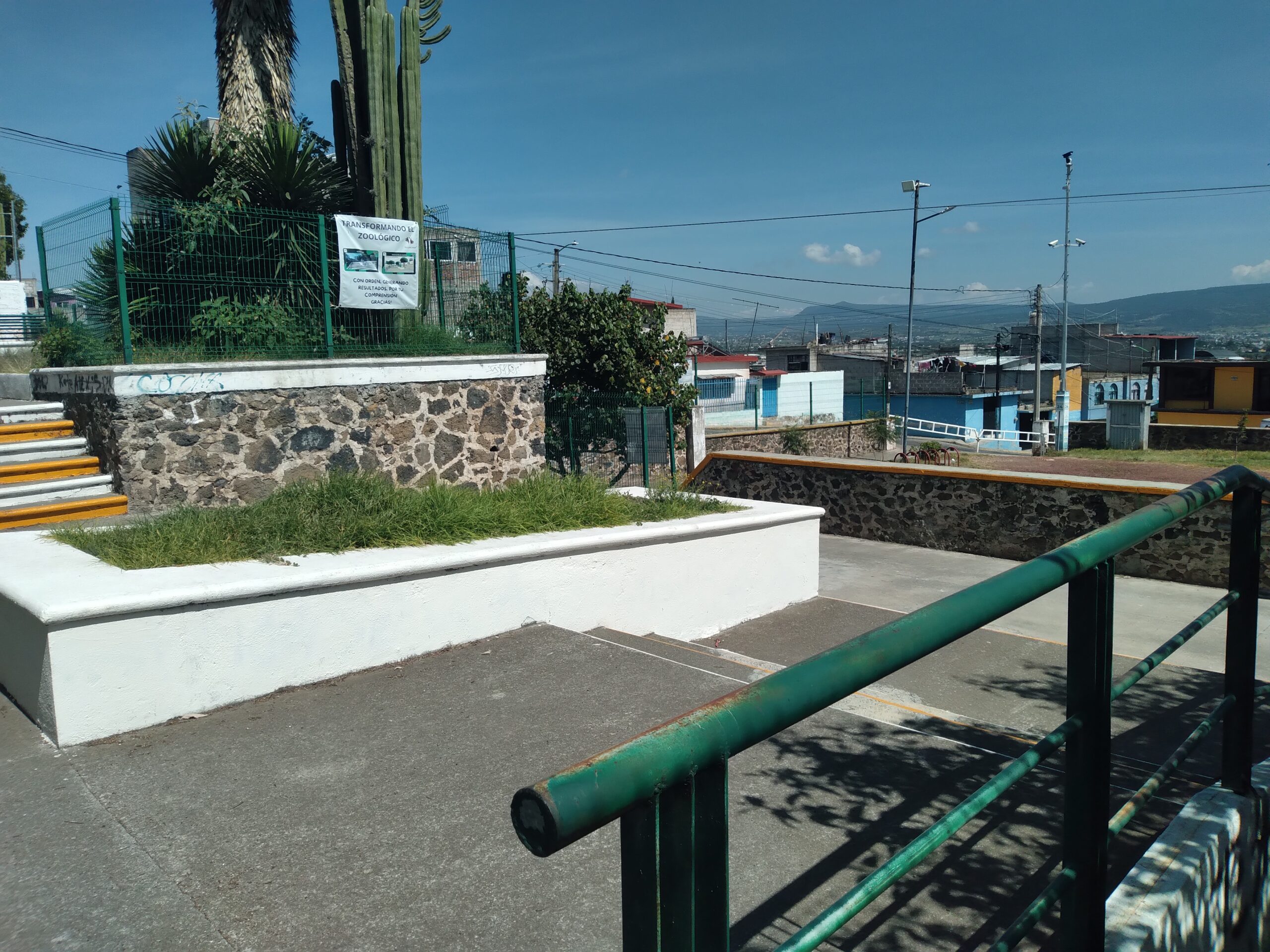 Conflicto legal y oposición vecinal detienen remodelación del zoológico municipal de Tulancingo