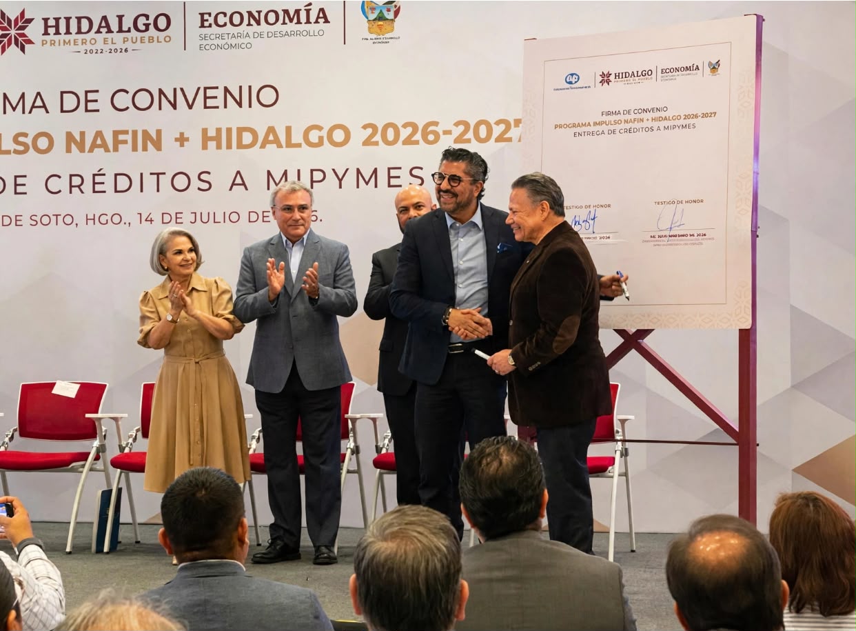 Firma del convenio entre Sedeco y NAFIN para impulsar créditos a mipymes en Hidalgo.