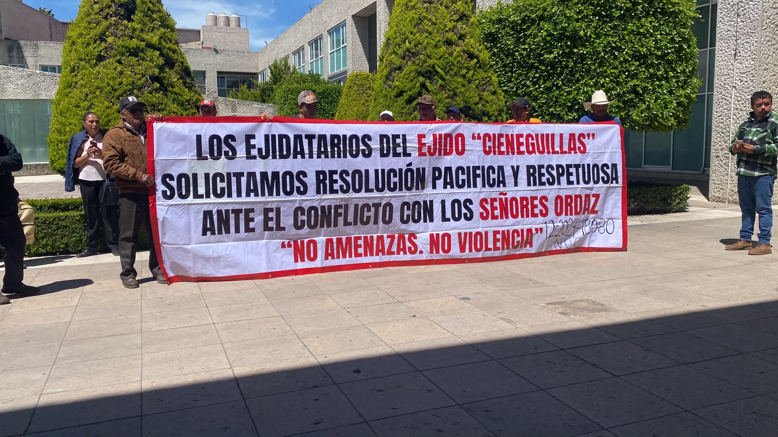 Protesta de Ejidatarios denuncian tala de árboles en Hidalgo