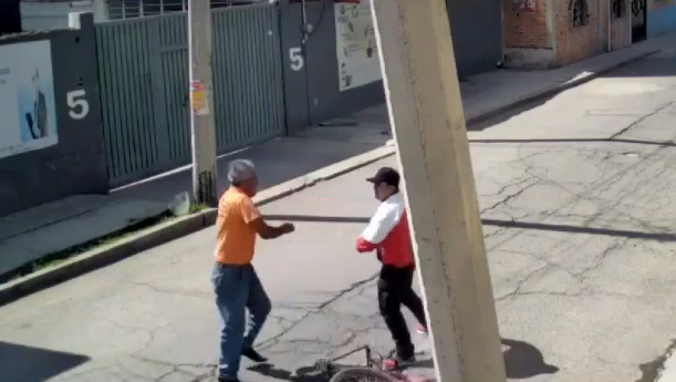 Golpean a adulto mayor en pleno centro de Tizayuca