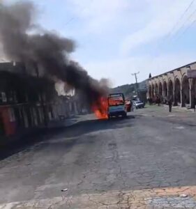 Denuncian quema de patrulla en Nopala