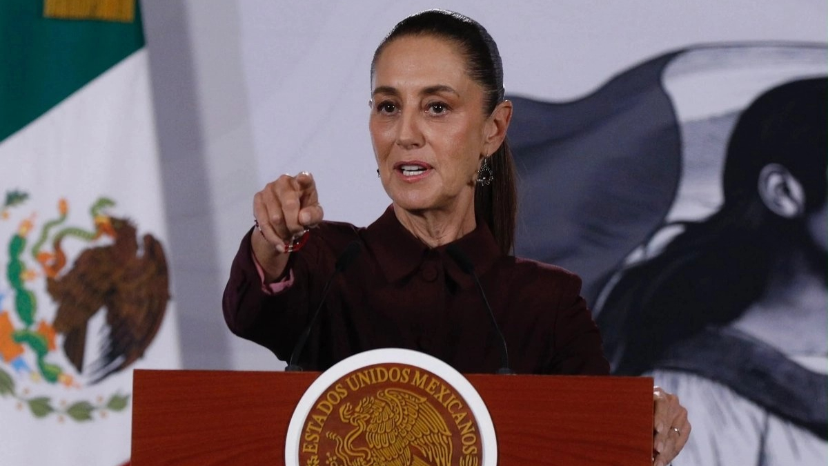 Claudia Sheinbaum durante una conferencia en Palacio Nacional, donde habló sobre la detención de Ángel Aguirre y el caso Ayotzinapa.