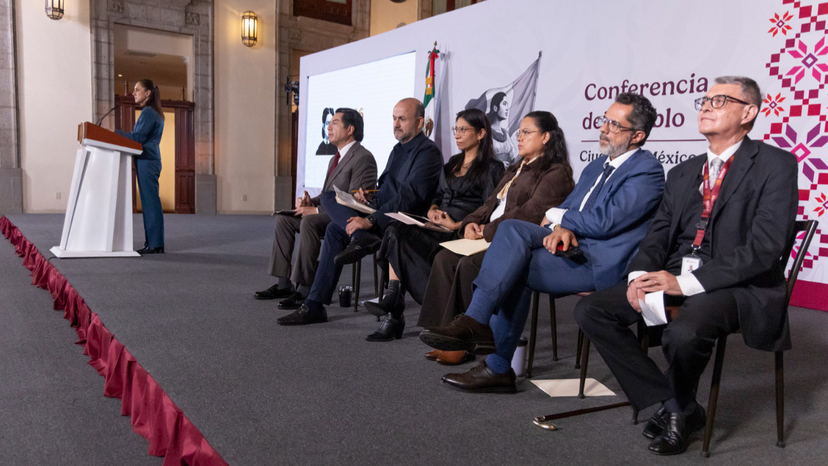 Claudia Sheinbaum durante sus declaraciones sobre la seguridad para productores de aguacate y las exportaciones de Michoacán.