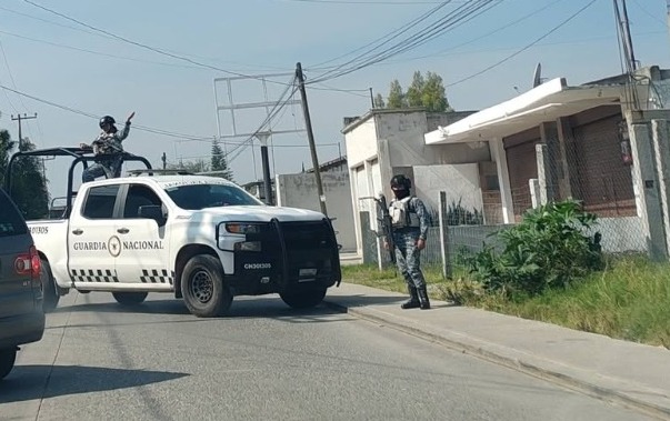 Elementos de la Guardia Nacional durante un operativo en la comunidad de La Amistad, en Tula.