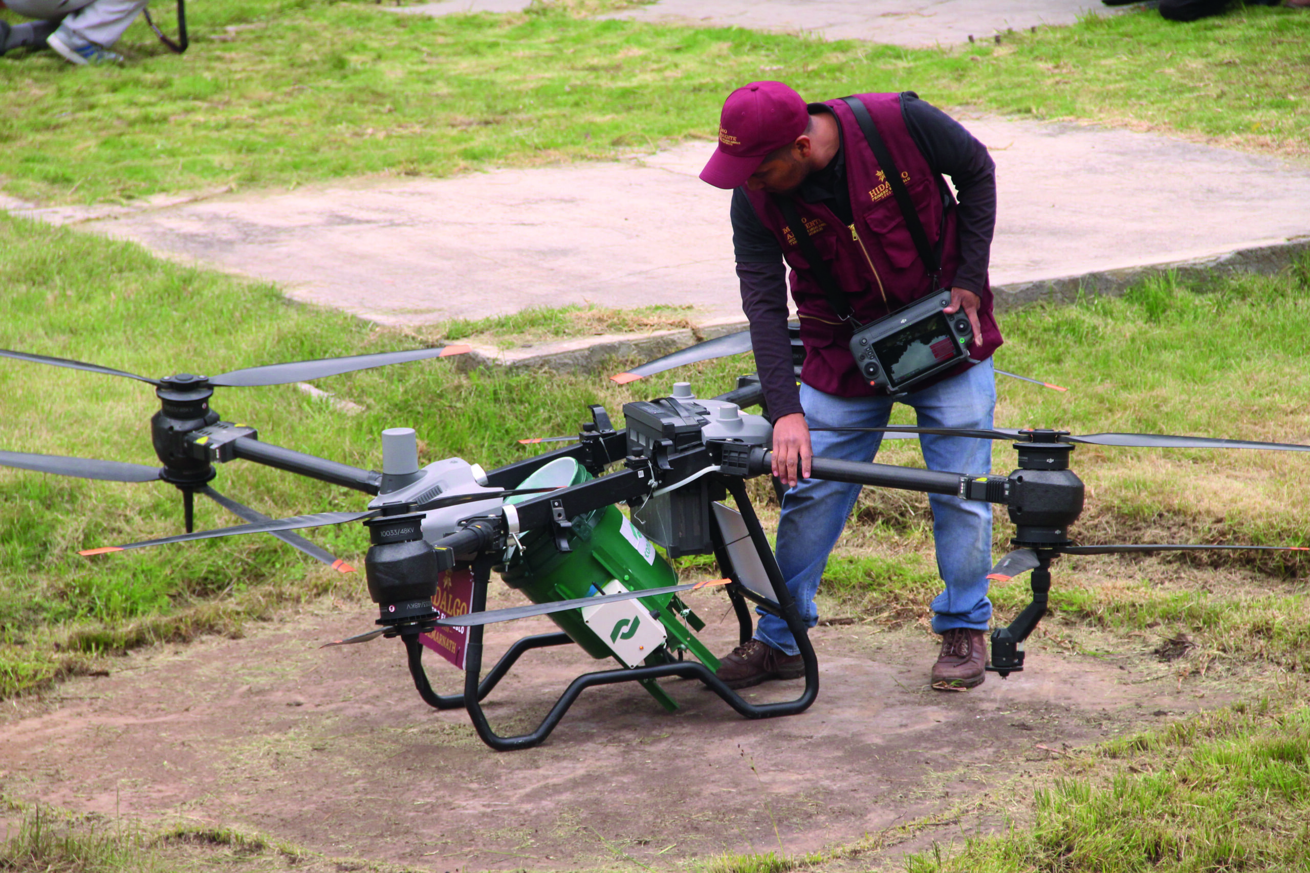Drones dispersan semillas en Hidalgo