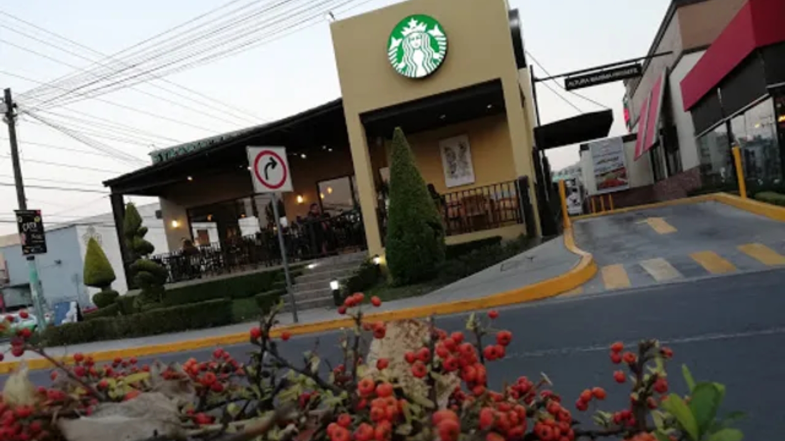 Robo en Starbucks de Pachuca