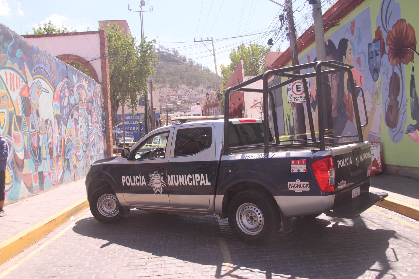 Camioneta atacada a balazos en Pachuca