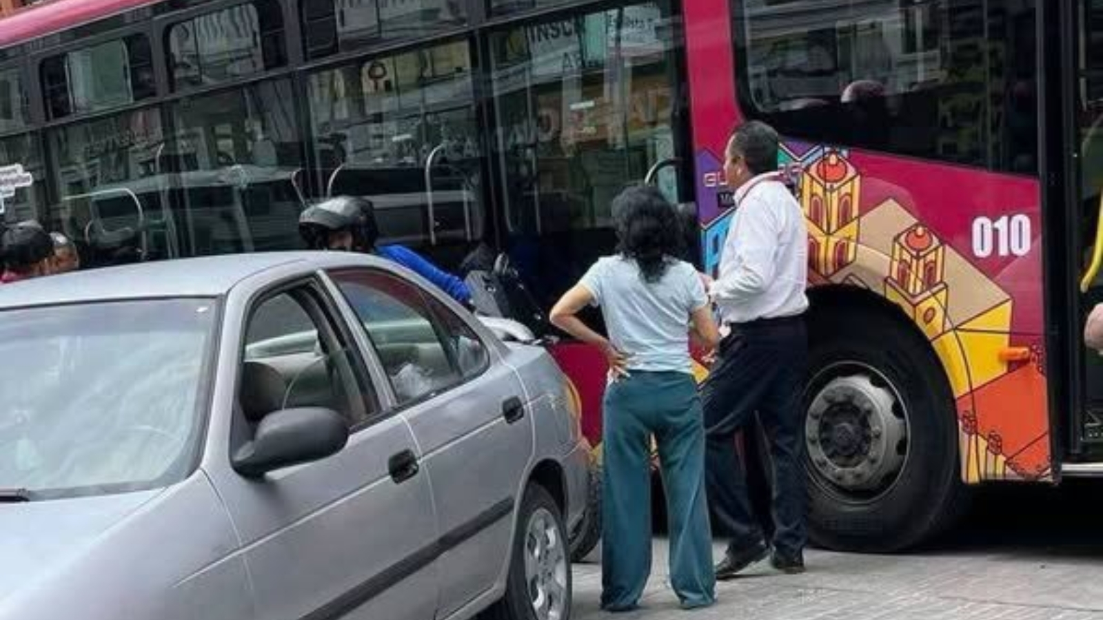 Choque de unidad del Transporte Metropolitano