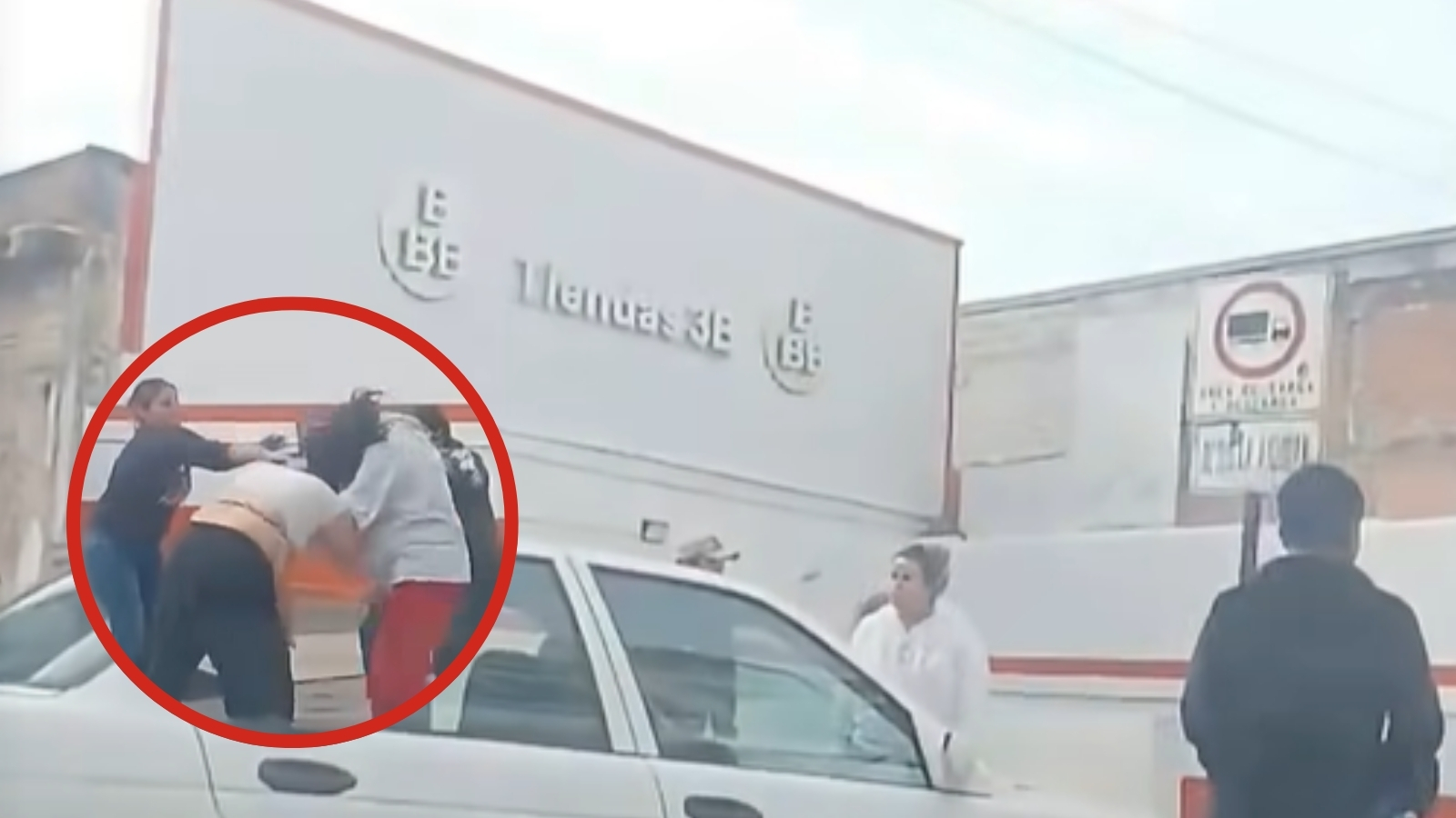 Riña entre mujeres en Pachuca