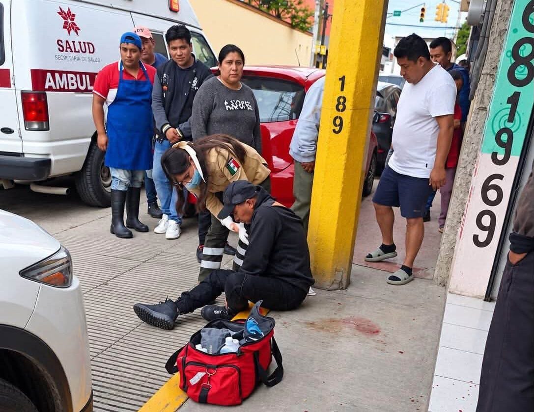 Balean a hombre en pleno centro de Tlaxcoapan