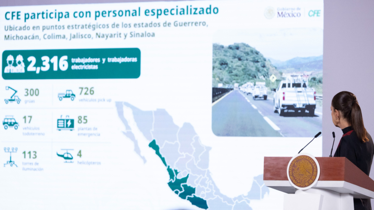 El huracán Simon se fortalece en el Pacífico y podría llegar a las costas de Jalisco y Colima con categoría 3 o 4.