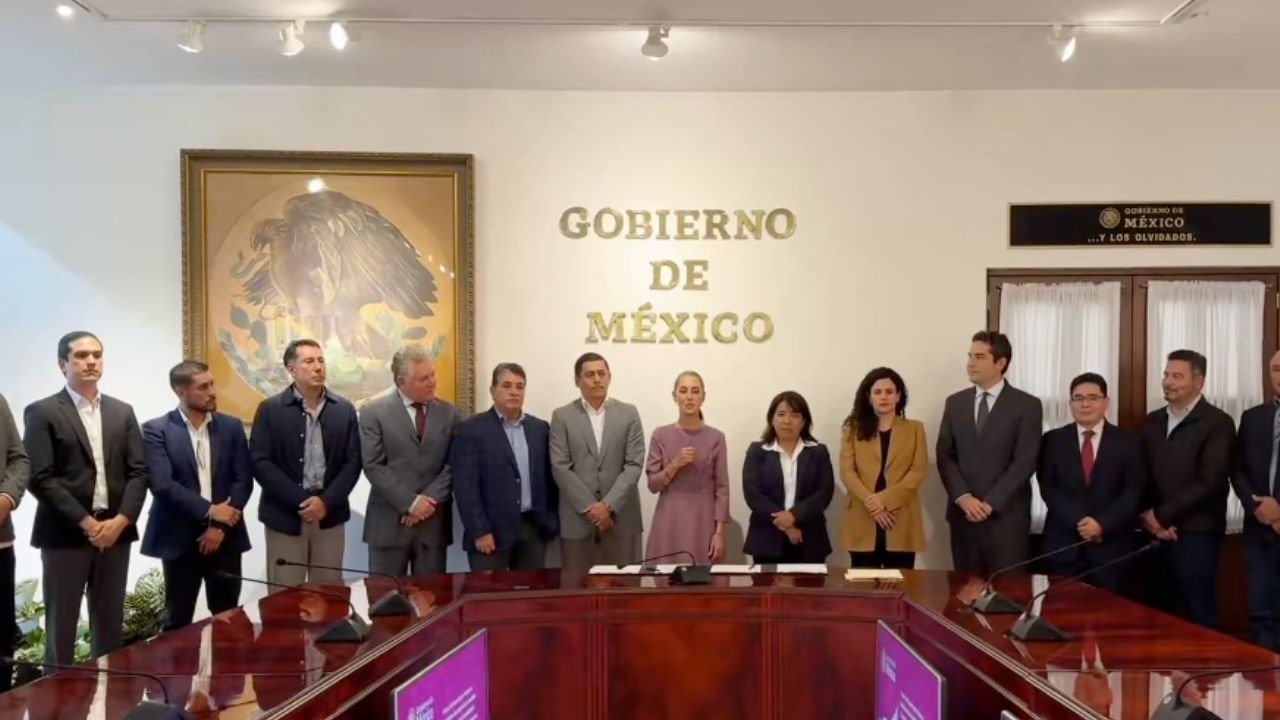 Sheinbaum anuncia acuerdos con productores para fortalecer exportación de aguacate