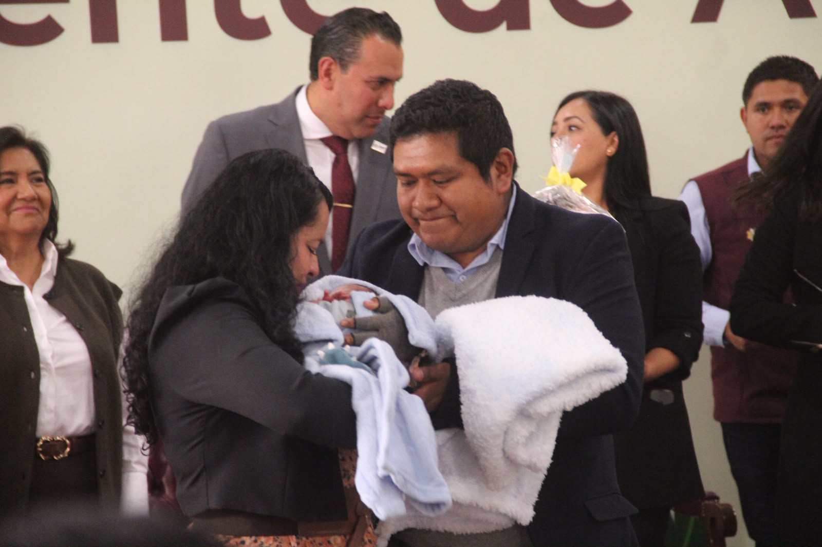 DIF Hidalgo ha concretado 61 adopciones en cuatro años