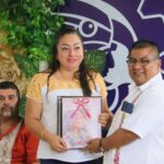 Hidalgo presenta libro en náhuatl para preservar la lengua indígena