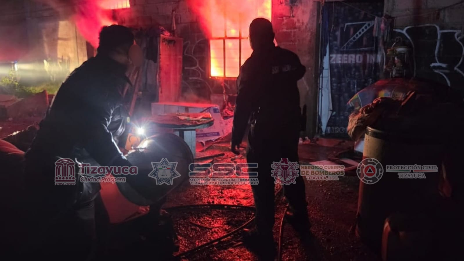 Bomberos atienden incendio en vivienda de El Pedregal, Tizayuca.