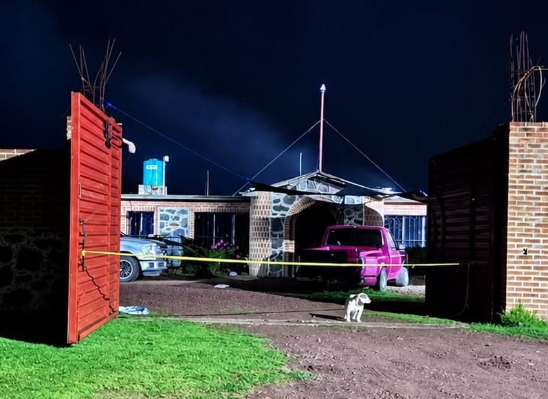 Vivienda afectada por un incendio en Palo Hueco, Tepeapulco.