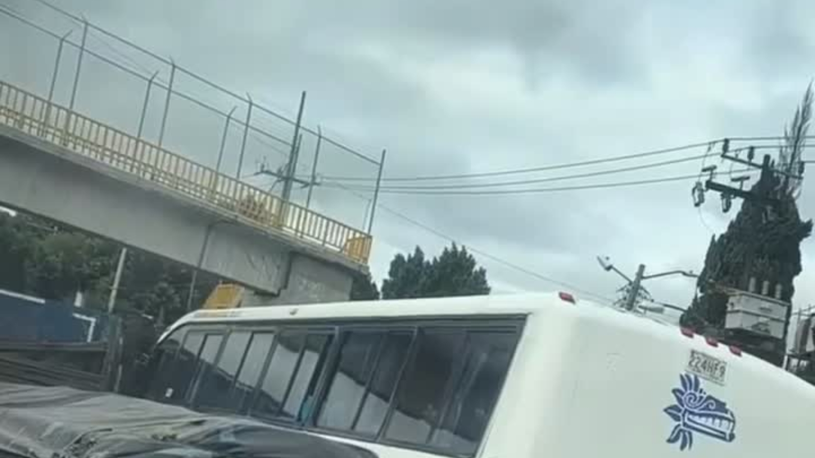 Choferes discuten en la México-Pachuca