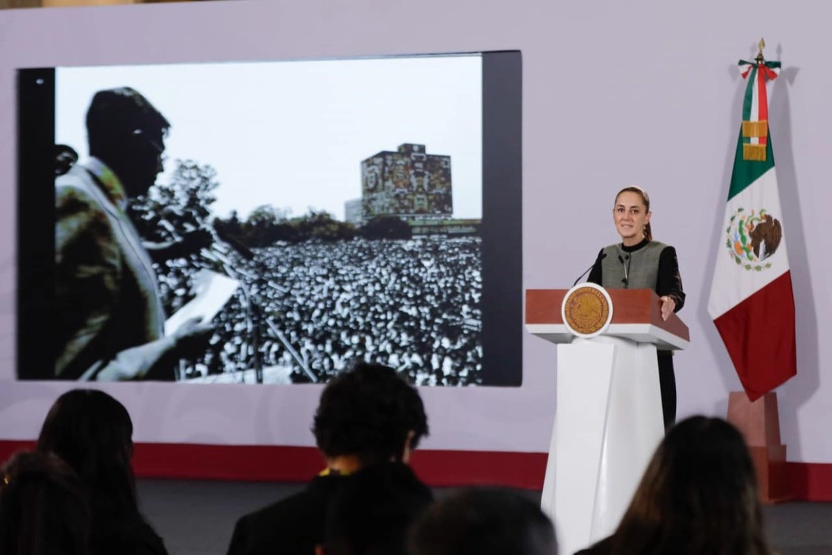 Claudia Sheinbaum rinde homenaje a Cuauhtémoc Cárdenas